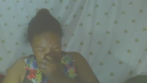 Snapshot of carinesexy69 chatting on 10.23.25 carinesexy69 online show from 10.23.25