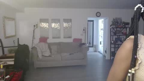 Carlie online show from 11.15.25