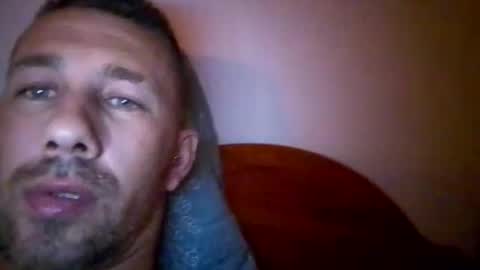 Snapshot of carloscadiz11 chatting on 10.10.25 carloscadiz11 online show from 10.10.25