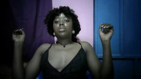 Snapshot of carmennalgona chatting on 10.25.25 carmennalgona online show from 10.25.25