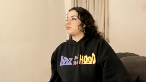 Snapshot of carmesix__ chatting on 11.16.25 carmesix__ online show from 11.16.25