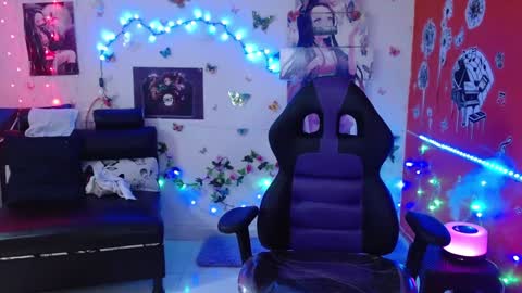 Snapshot of carol20_1994 chatting on 01.18.25 Carolina online show from 01.18.25