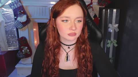 Snapshot of carolina_winter chatting on 01.04.25 Mira online show from 01.04.25