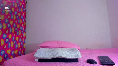 Snapshot of caroline_tovar_ chatting on 01.29.25 Caroline Tovar   Lovense is active my orgasms in your hands Give me more pleasure and make me cum online show from 01.29.25