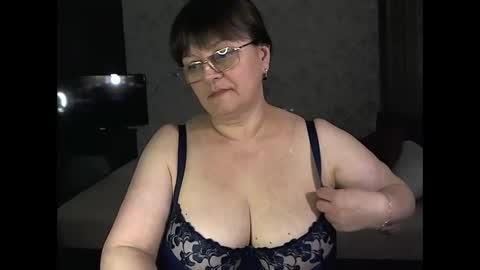 CarolineDream  online show from 02.24.25