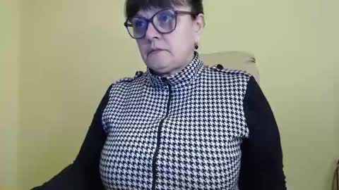 CarolineDream  online show from 10.24.25