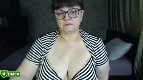 CarolineDream  online show from 10.29.25