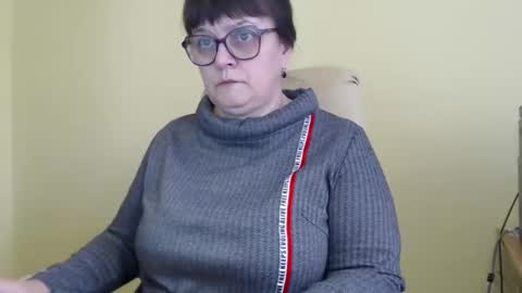 CarolineDream  online show from 11.24.25