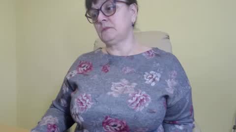 CarolineDream  online show from 11.26.25