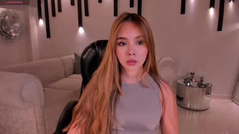 Caro online show from 10.19.25