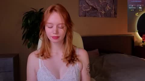 Snapshot of carolinnk chatting on 09.09.25 Caro online show from 09.09.25