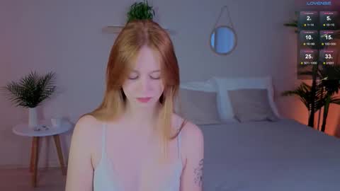 Snapshot of carolinnk chatting on 09.19.25 Caro online show from 09.19.25