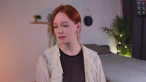 Snapshot of carolinnk chatting on 10.14.25 Caro online show from 10.14.25