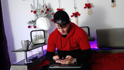 Snapshot of carter_reos chatting on 12.31.24 Carter online show from 12.31.24