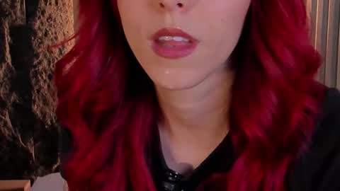 Casandra  online show from 10.13.25