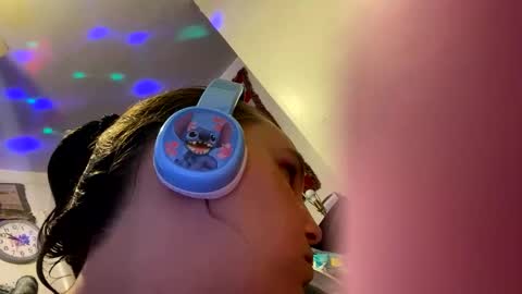 Snapshot of cashcoupllle chatting on 10.19.25 Cash Couple online show from 10.19.25