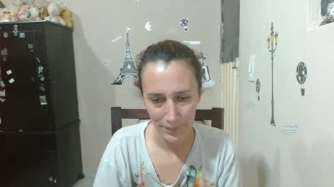 Snapshot of cassandra_brownn chatting on 12.02.25 online show from 12.02.25