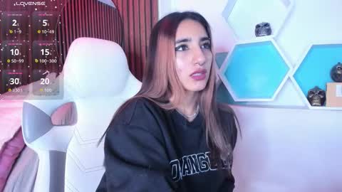 cassidy_evans online show from 11.06.25