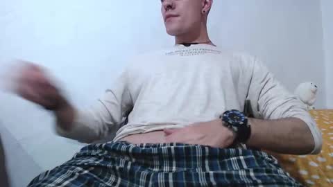 Snapshot of casteryx chatting on 03.06.25 Juan online show from 03.06.25