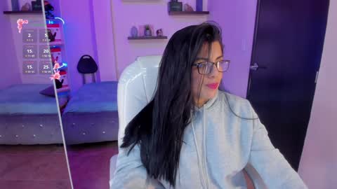 Snapshot of catalina_naughtyy chatting on 12.30.24 Catalina online show from 12.30.24