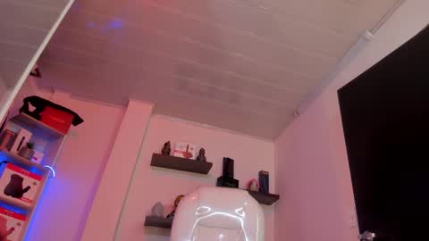 Snapshot of catalina_naughtyy chatting on 03.02.25 Catalina online show from 03.02.25