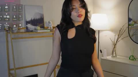 Lee online show from 11.06.25