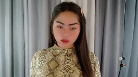 Snapshot of cathy_ho chatting on 02.17.25 cathy_ho online show from 02.17.25