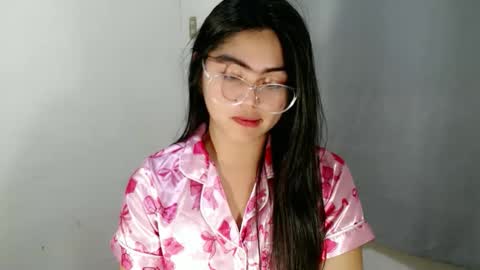 Snapshot of cathy_ho chatting on 09.10.25 cathy_ho online show from 09.10.25