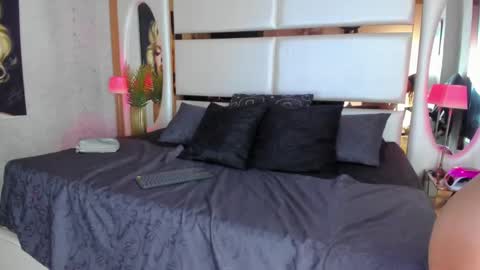 celeste_starsss online show from 03.05.25