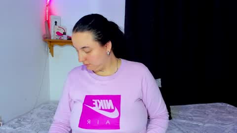 Snapshot of celeste_y_pipe chatting on 02.24.25 Celeste Y Pipe online show from 02.24.25