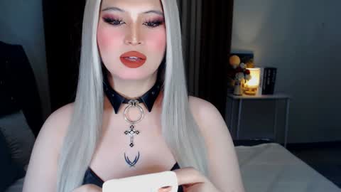 Snapshot of celestehollywood chatting on 12.03.24 CELESTE IGYoshi Tian online show from 12.03.24