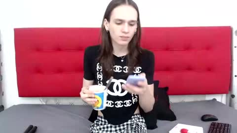 Snapshot of celestial_queen_ chatting on 01.28.25 Celestial online show from 01.28.25