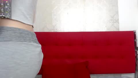 Snapshot of celestial_queen_ chatting on 02.26.25 Celestial online show from 02.26.25