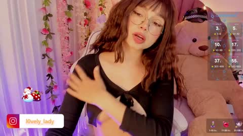 Snapshot of celestte_ruizz chatting on 12.20.24        700   110 p  online show from 12.20.24