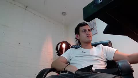 Snapshot of cerokershelby chatting on 12.18.24 Ceroke online show from 12.18.24