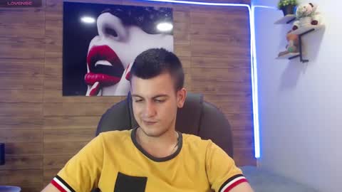 Snapshot of cerokershelby chatting on 01.19.25 Ceroke online show from 01.19.25