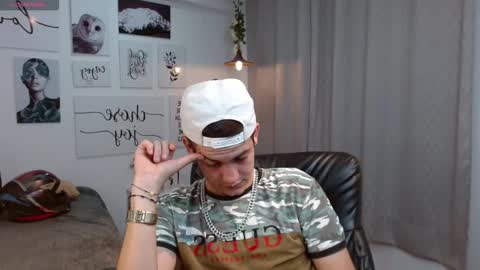 Snapshot of cerokershelby chatting on 10.07.25 Ceroke online show from 10.07.25