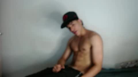 Snapshot of ceron_cb chatting on 02.22.25 ceron cb online show from 02.22.25