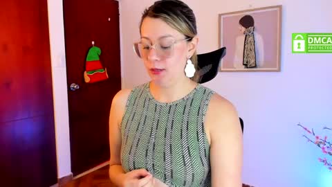 Snapshot of chanell_taylor_ chatting on 12.12.24 chanell online show from 12.12.24
