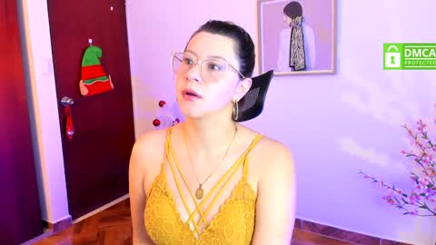 Snapshot of chanell_taylor_ chatting on 12.28.24 chanell online show from 12.28.24