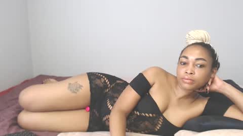 Snapshot of chantel87_ chatting on 02.03.25 chantel87_ online show from 02.03.25