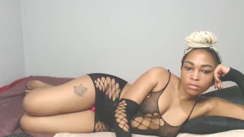 Snapshot of chantel87_ chatting on 02.05.25 chantel87_ online show from 02.05.25