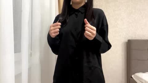 Snapshot of charissemacauley chatting on 11.25.25 Valentina online show from 11.25.25