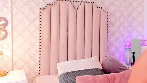   Charlotte  online show from 01.18.25