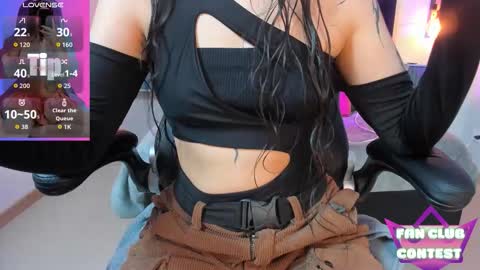 Snapshot of charlotte__benett chatting on 09.18.25 Charlotte online show from 09.18.25