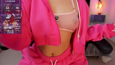 Charlotte online show from 10.26.25