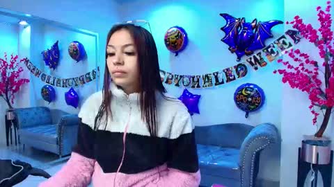 Snapshot of charlotte_etthan chatting on 10.25.25 Charlotte online show from 10.25.25