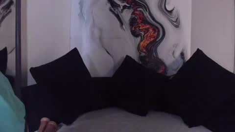 charlottegray_1 online show from 11.24.25