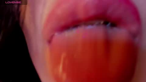 Snapshot of charlottemeyerr chatting on 12.20.24 charlot online show from 12.20.24