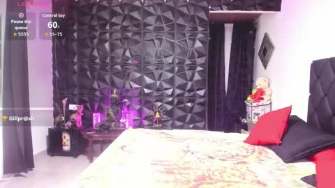 Snapshot of charlottemeyerr chatting on 09.12.25 charlot online show from 09.12.25